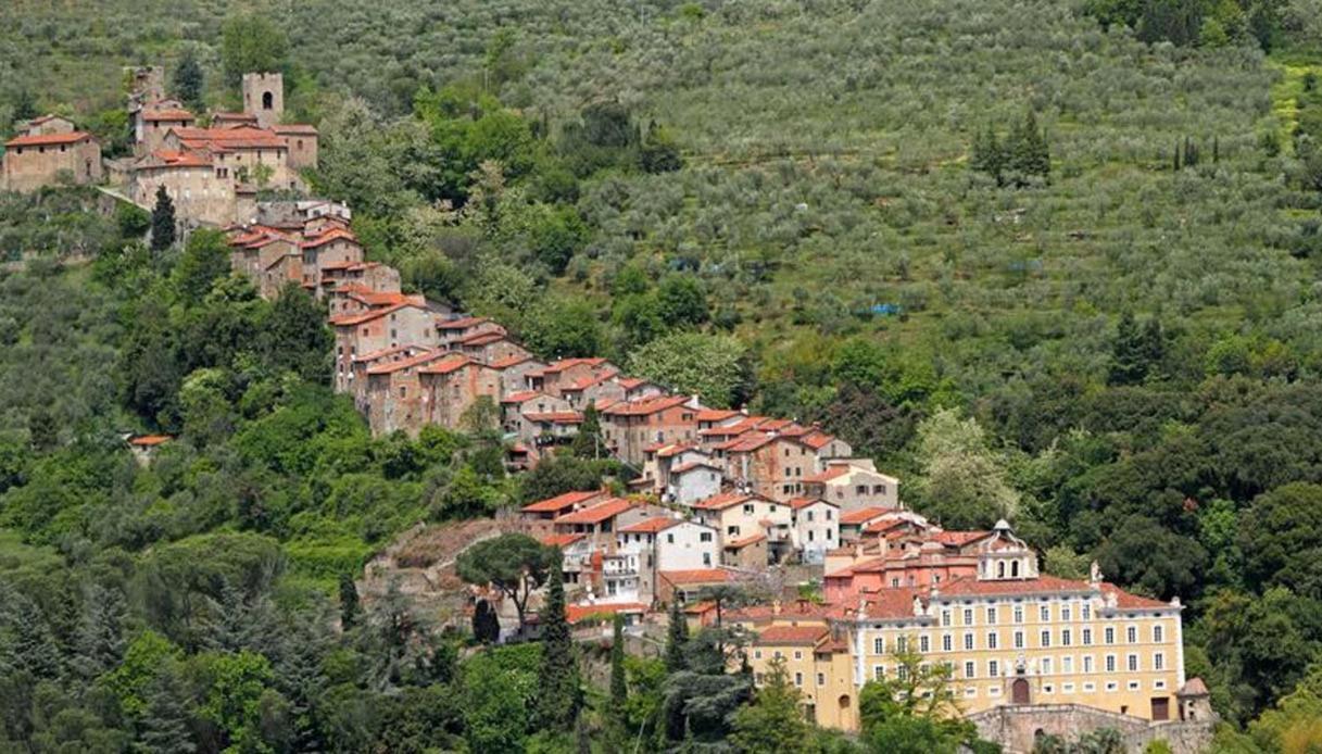 Апартаменты Mansarda Пеша Экстерьер фото